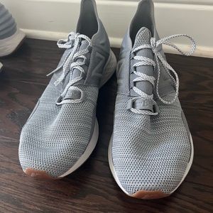 Blue New Balanace Sneakers 10.5 excellent!